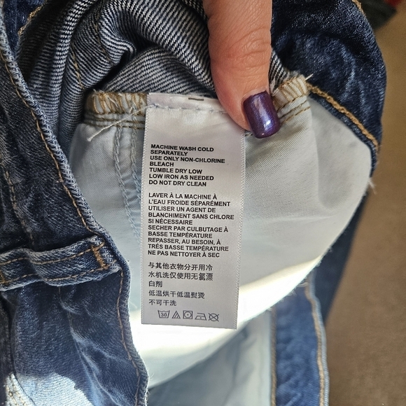 BDG Blue High Rise Jeans with Vintage Fading and Straight Leg - Picture 7 of 12